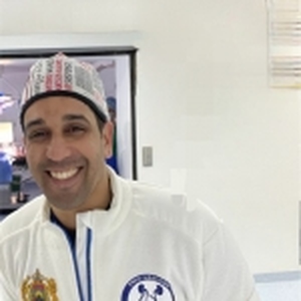 Dr Tarik El Moutawakkil — Chirurgien Urologue